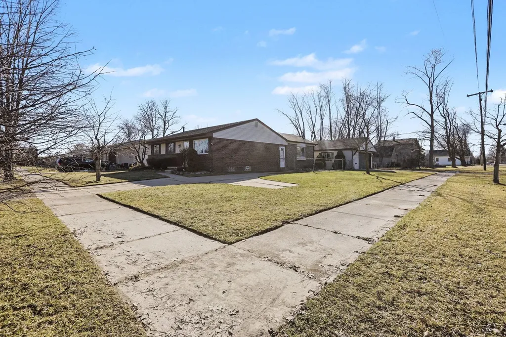 1567 Marlowe Street Canton Charter Township MI 48187