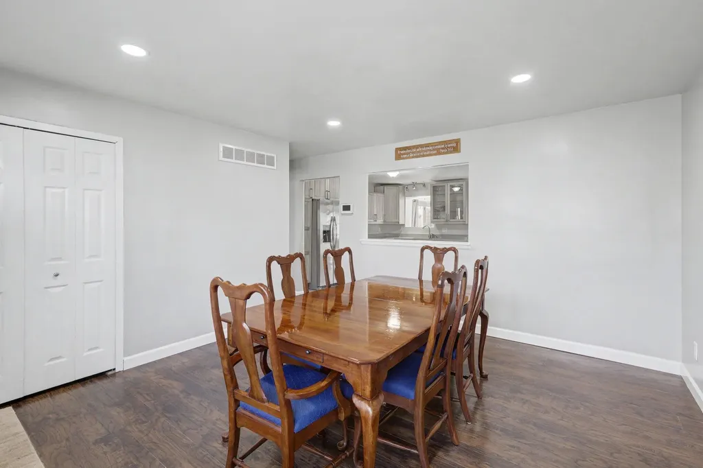 1567 Marlowe Street Canton Charter Township MI 48187