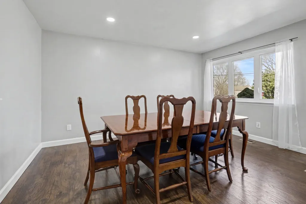 1567 Marlowe Street Canton Charter Township MI 48187
