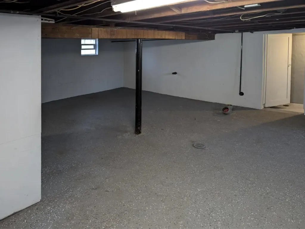 40 W Benson Street Ecorse City MI 48229