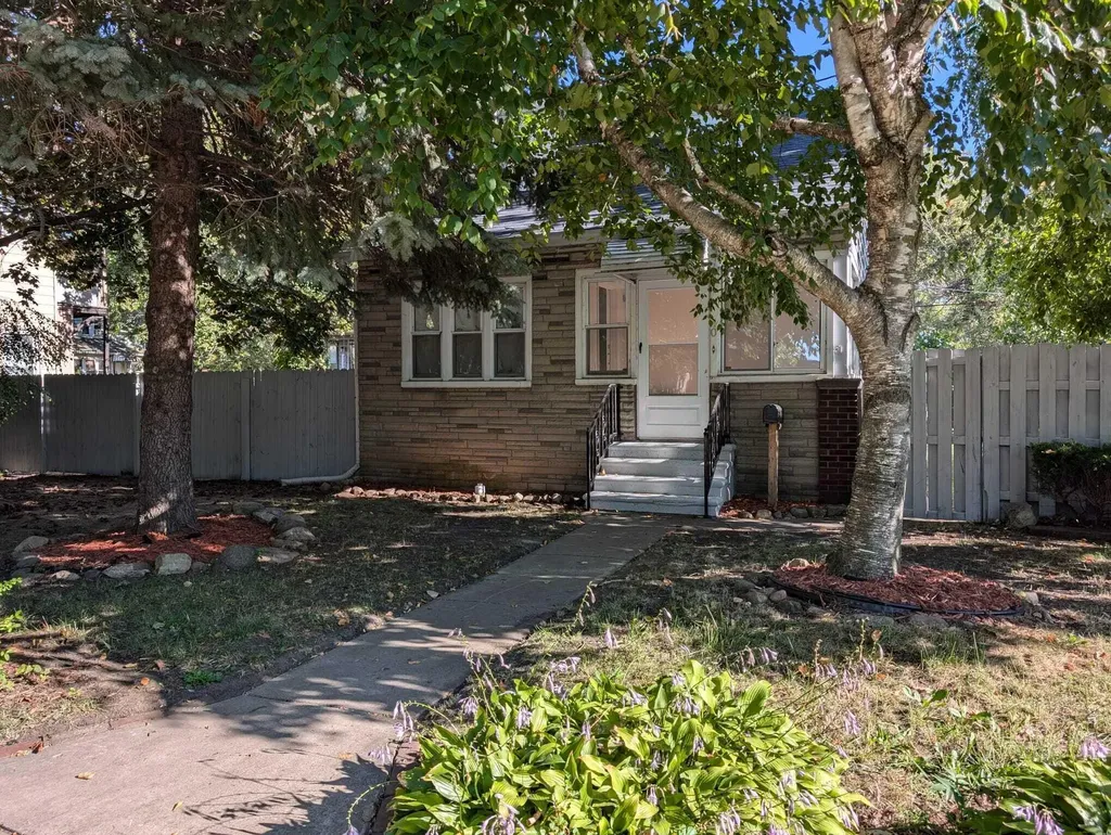 40 W Benson Street Ecorse City MI 48229