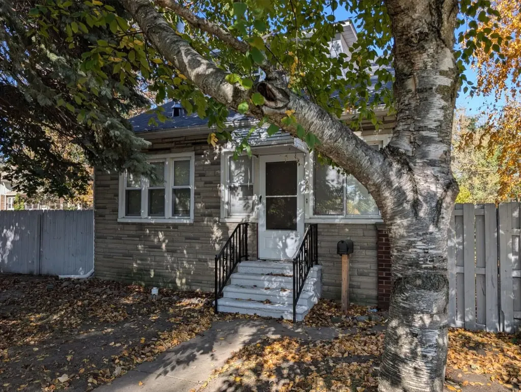 40 W Benson Street Ecorse City MI 48229