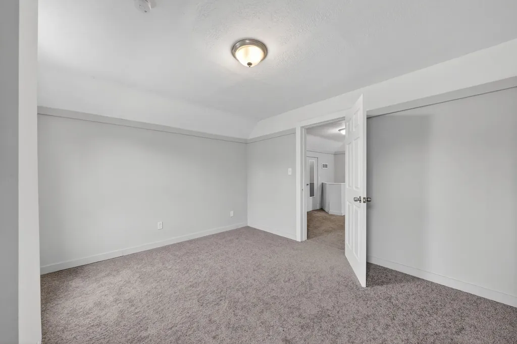 135 Batavia Street River Rouge City MI 48218