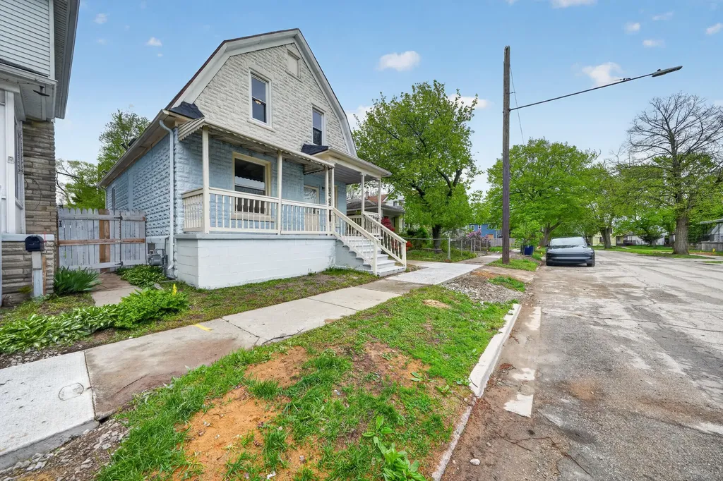 135 Batavia Street River Rouge City MI 48218