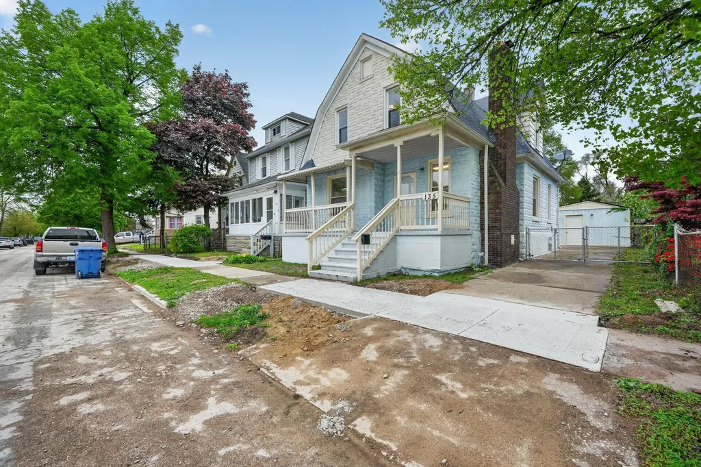 135 Batavia Street River Rouge City MI 48218