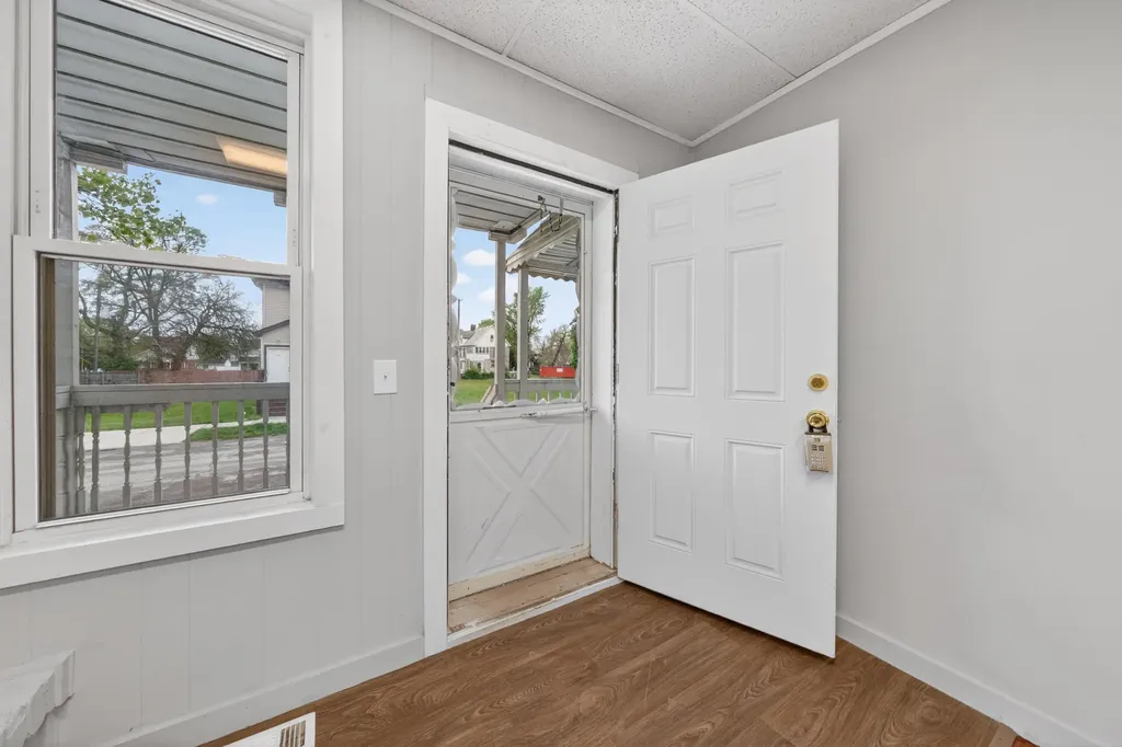 135 Batavia Street River Rouge City MI 48218