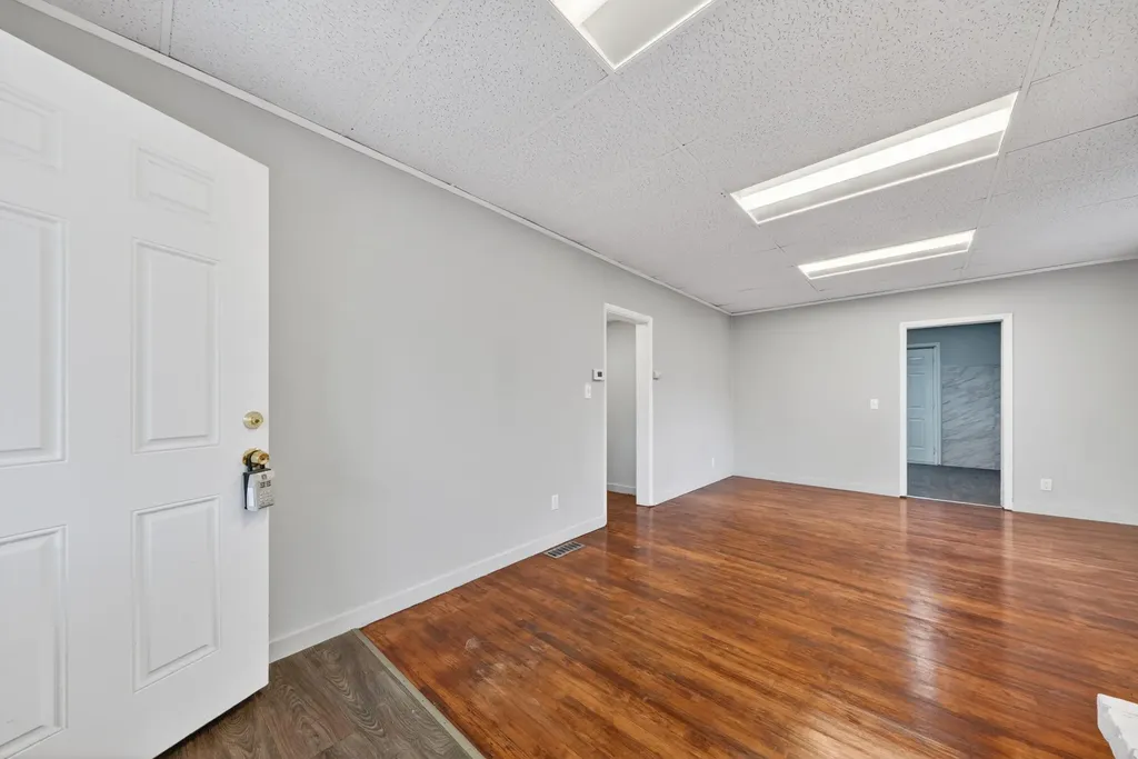 135 Batavia Street River Rouge City MI 48218