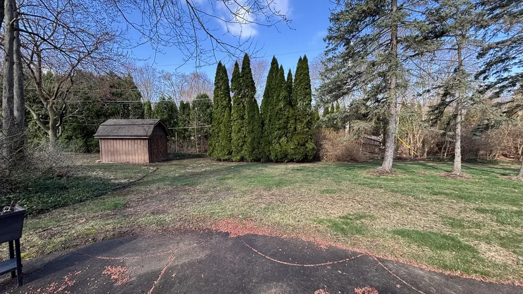 37671 Fiore Trail Clinton Charter Township MI 48036