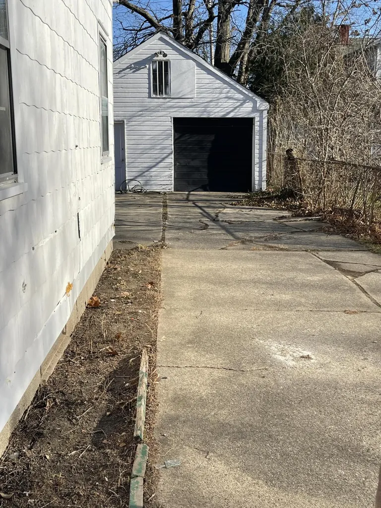 5154 Hereford Street Detroit City MI 48224
