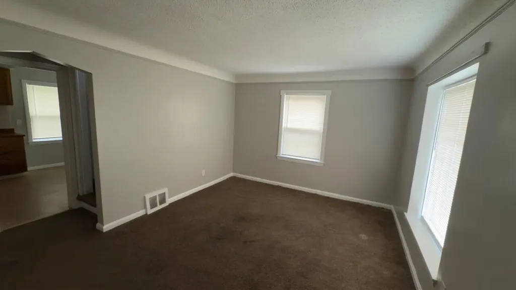 9080 Stahelin Avenue Detroit City MI 48228