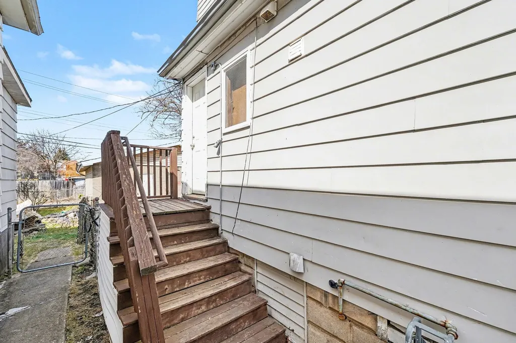 4484 4th Street Ecorse City MI 48229