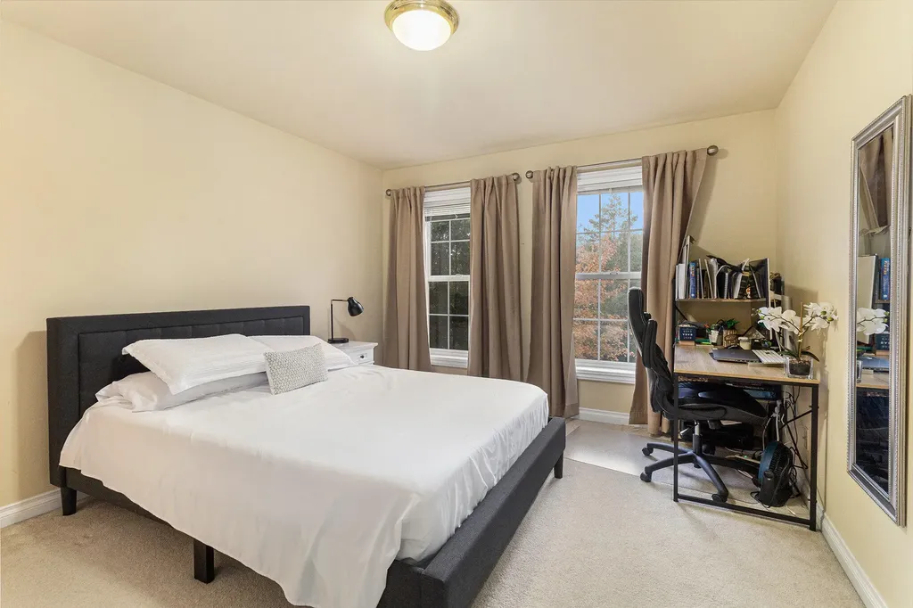 5702 Hampshire Lane Pittsfield Charter Township MI 48197