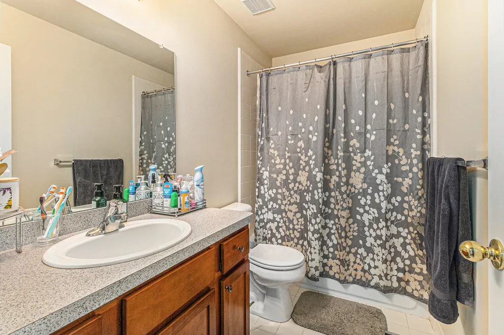 5702 Hampshire Lane Pittsfield Charter Township MI 48197