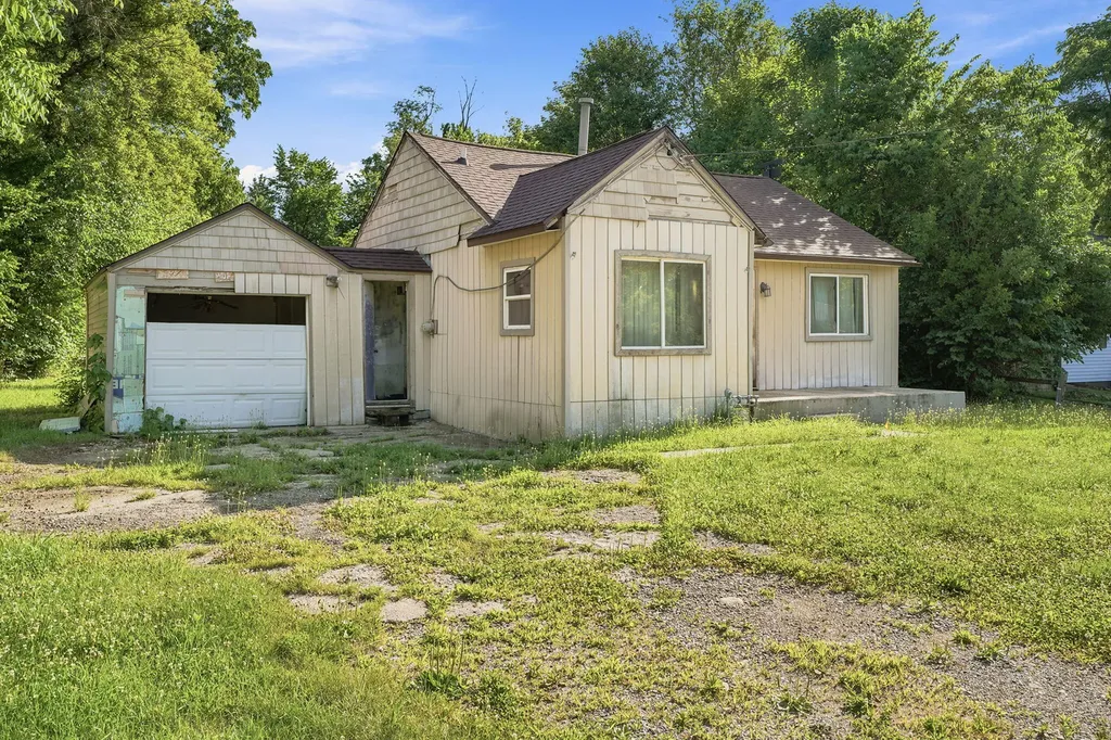 3758 W Michigan Avenue W Bedford Charter Township MI 49037