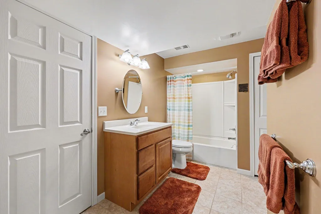 10660 Glendalough Lane Somerset Township MI 49233