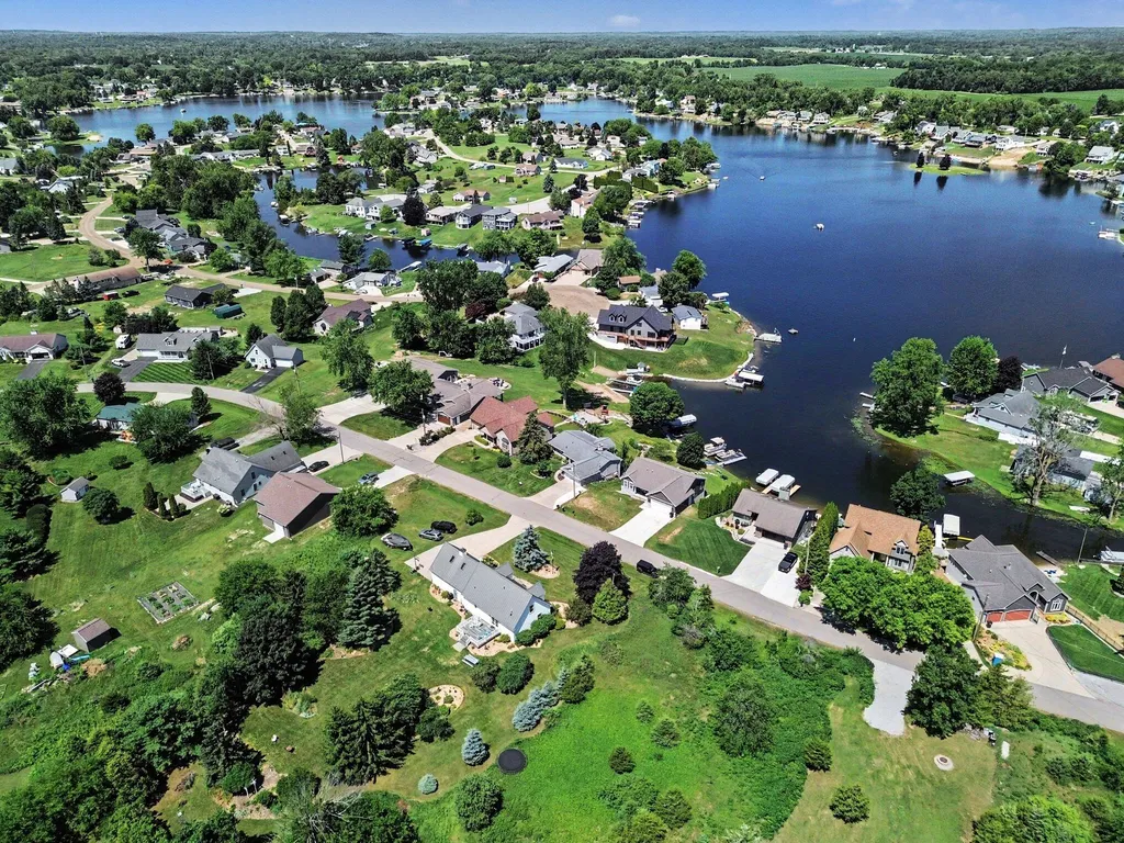 10660 Glendalough Lane Somerset Township MI 49233