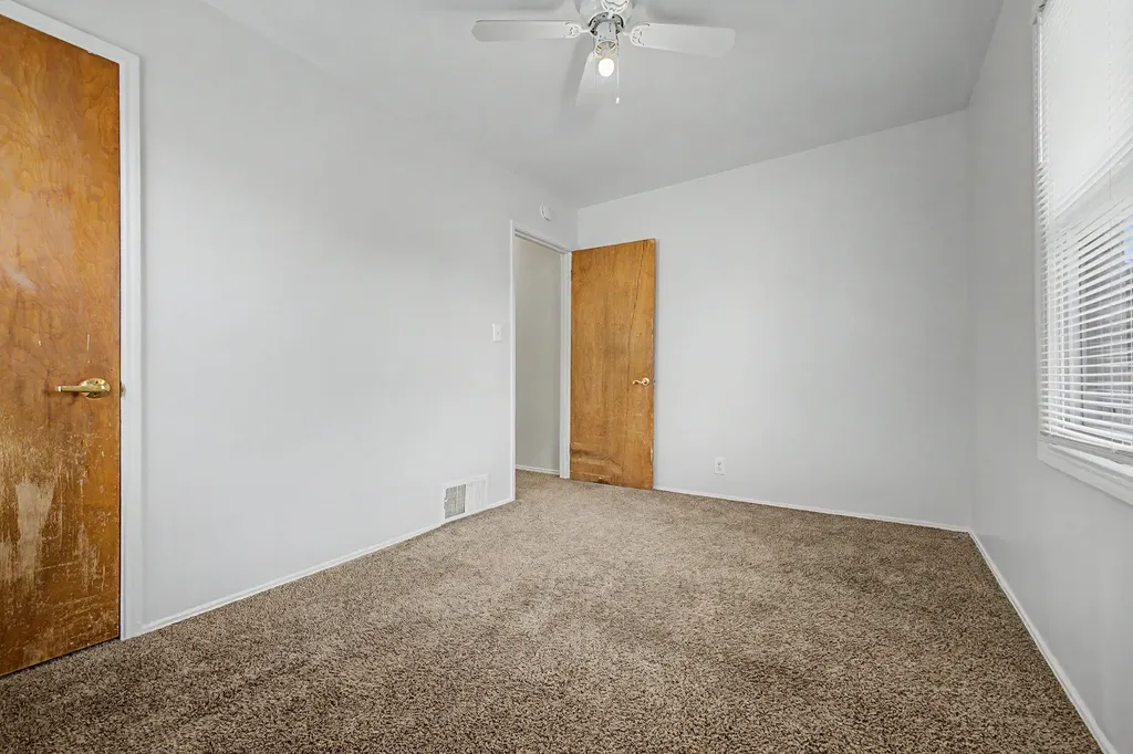 17727 Lowell Street Roseville City MI 48066
