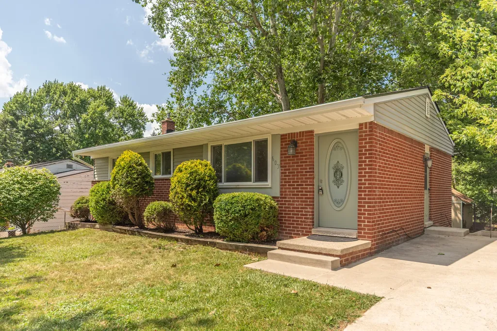 603 Manor Drive Ann Arbor City MI 48105