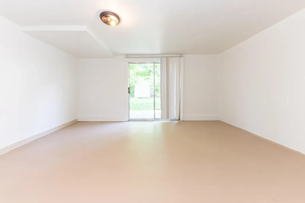 603 Manor Drive Ann Arbor City MI 48105