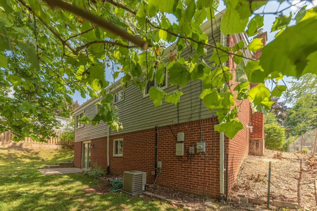 603 Manor Drive Ann Arbor City MI 48105