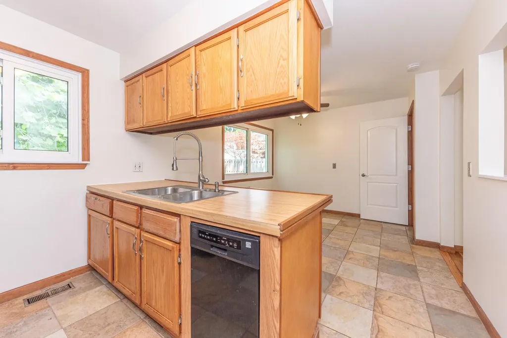 603 Manor Drive Ann Arbor City MI 48105