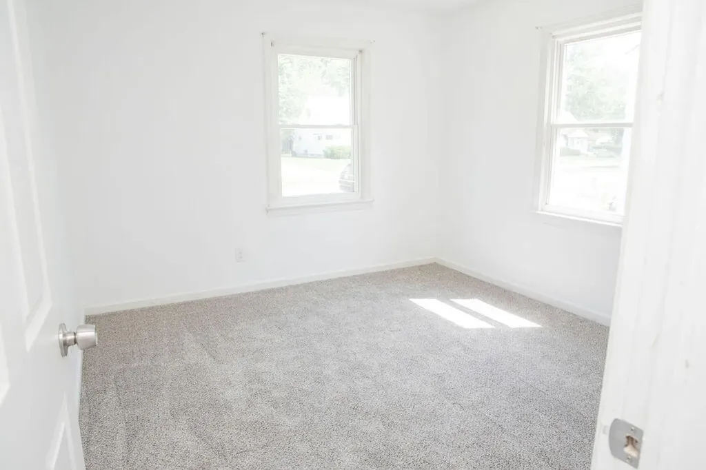 28691 Marquette Street Garden City City MI 48135
