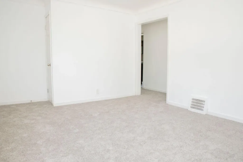 28691 Marquette Street Garden City City MI 48135