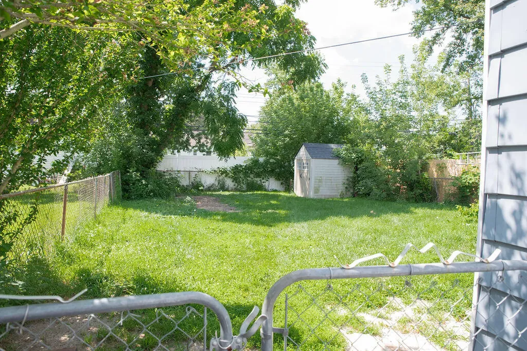 28691 Marquette Street Garden City City MI 48135