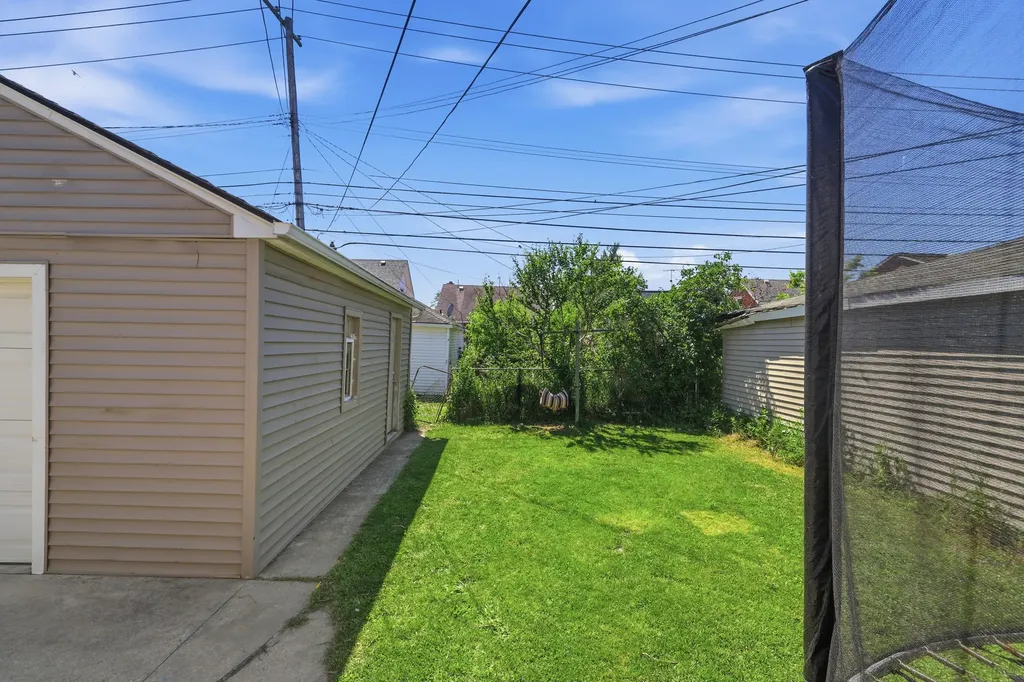 6935 Ternes Dearborn City MI 48126
