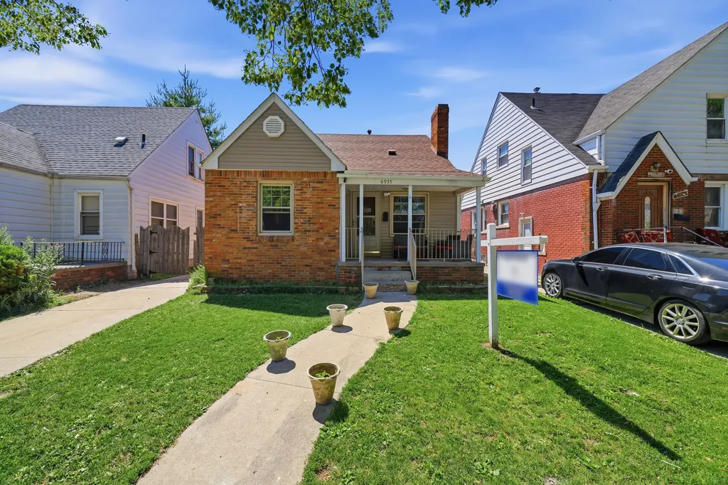 6935 Ternes Dearborn City MI 48126