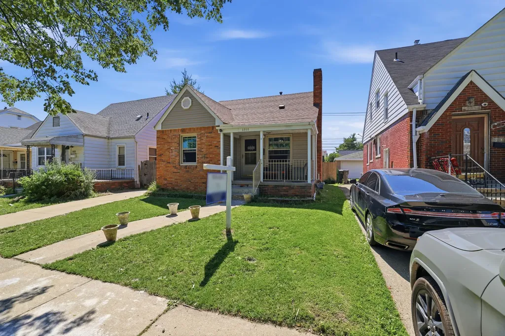 6935 Ternes Dearborn City MI 48126