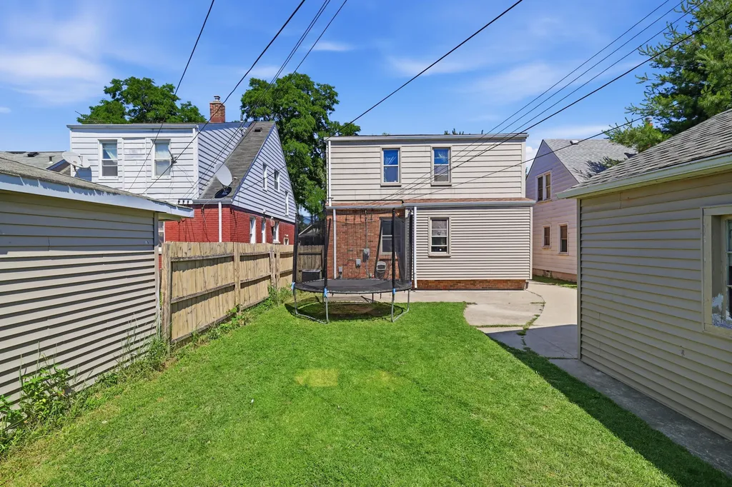 6935 Ternes Dearborn City MI 48126