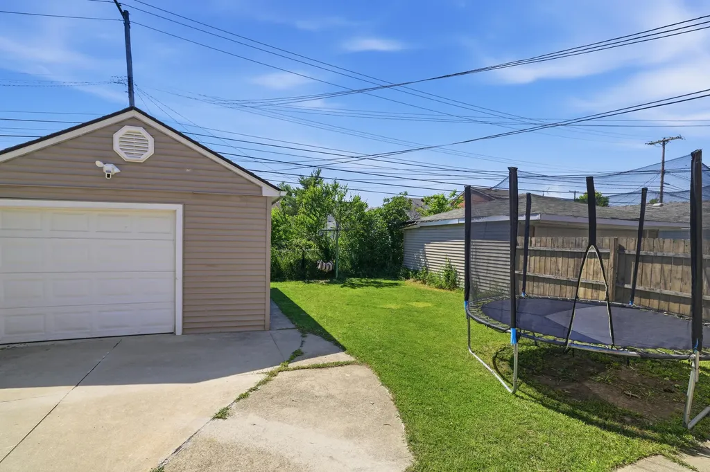 6935 Ternes Dearborn City MI 48126