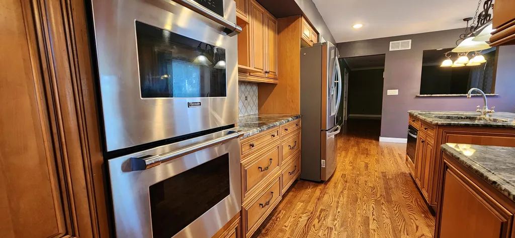 26061 Marlowe Place Oak Park City MI 48237
