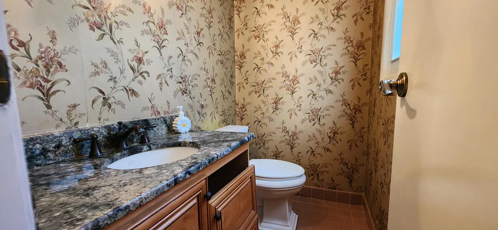 26061 Marlowe Place Oak Park City MI 48237