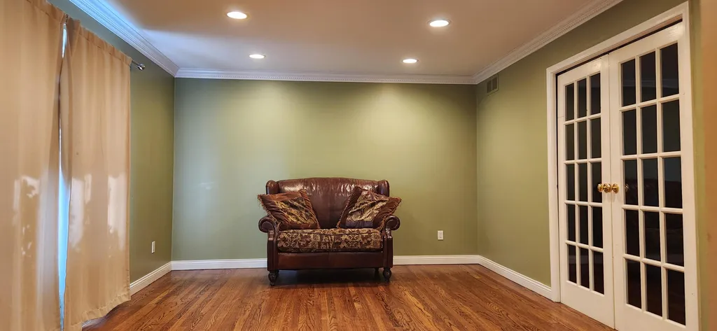 26061 Marlowe Place Oak Park City MI 48237