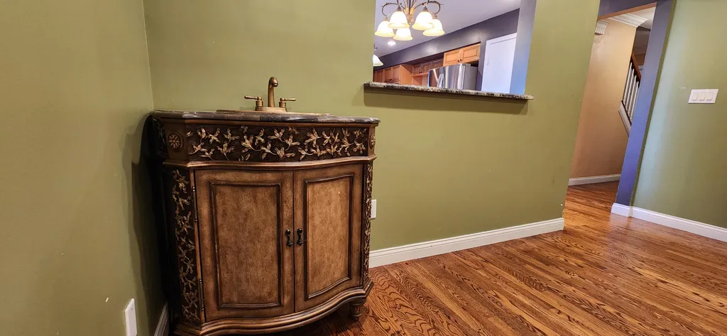 26061 Marlowe Place Oak Park City MI 48237