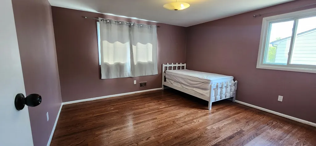 26061 Marlowe Place Oak Park City MI 48237