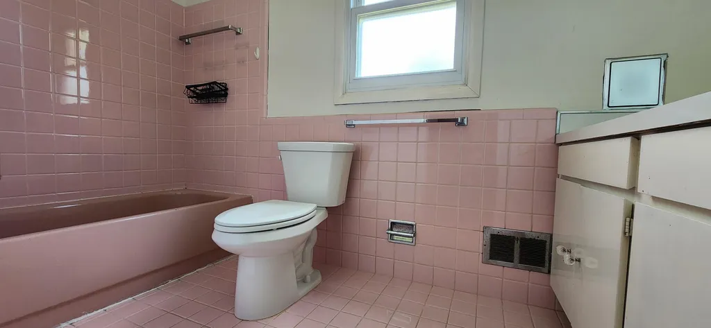 26061 Marlowe Place Oak Park City MI 48237