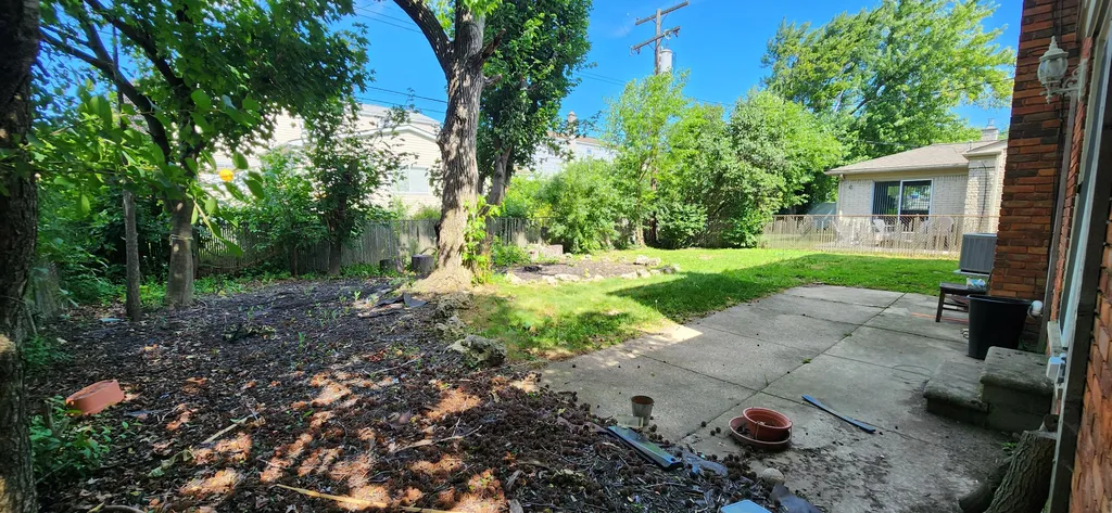 26061 Marlowe Place Oak Park City MI 48237