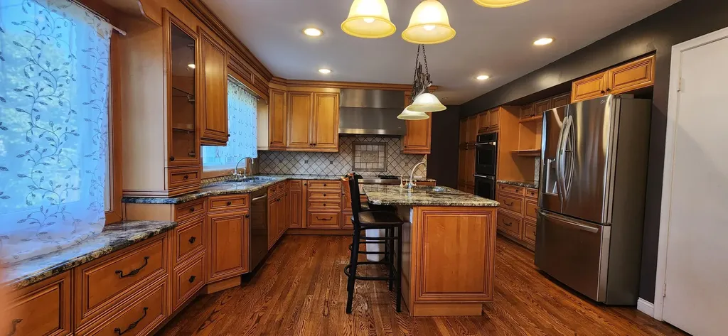 26061 Marlowe Place Oak Park City MI 48237
