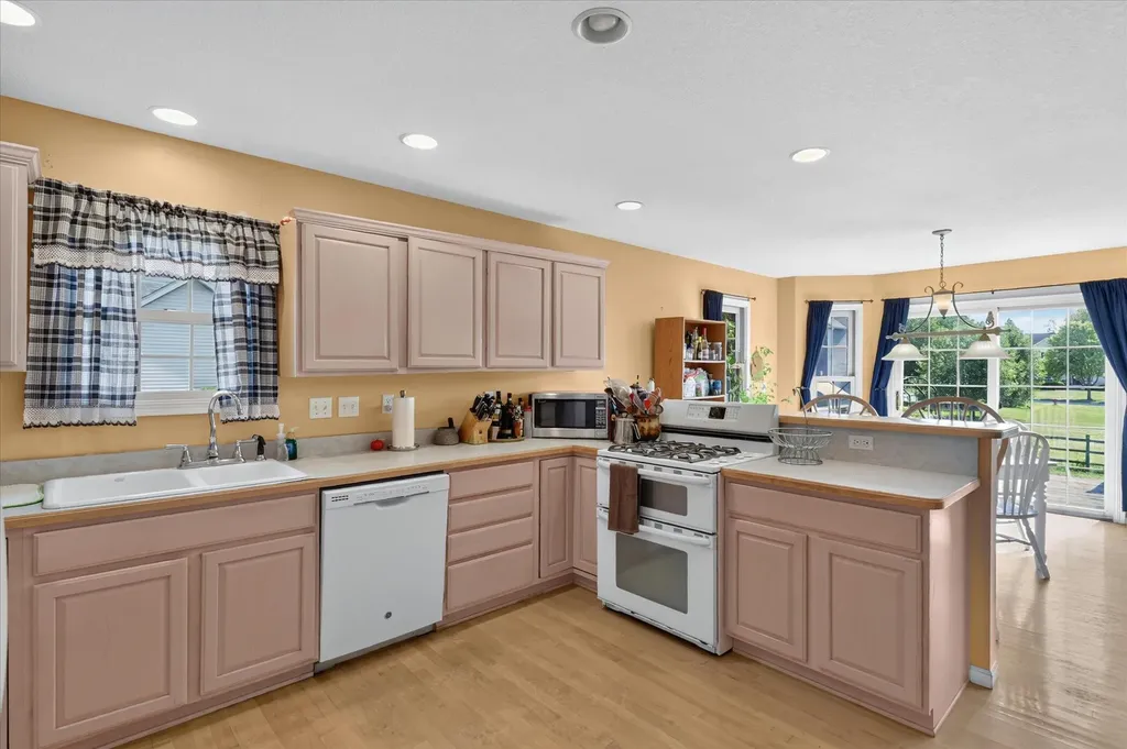 812 Derby Drive Tecumseh City MI 49286