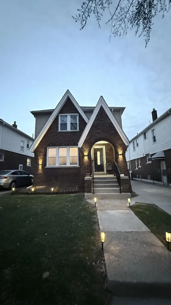 5700 Appoline Street Dearborn City MI 48126