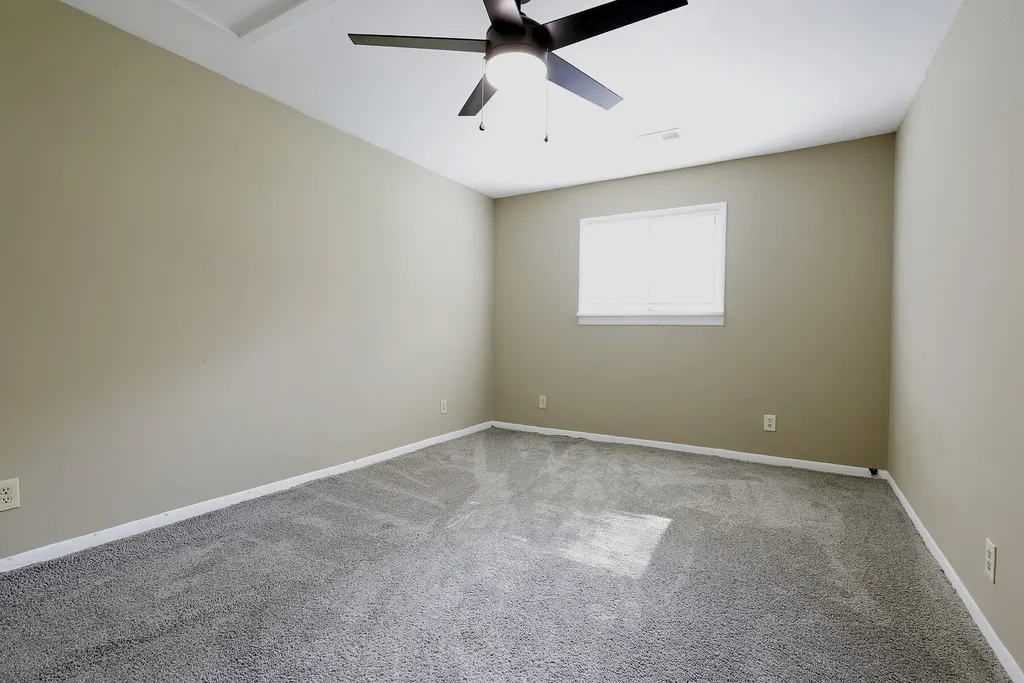 890 Dons Drive Ypsilanti Charter Township MI 48198