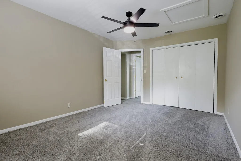 890 Dons Drive Ypsilanti Charter Township MI 48198