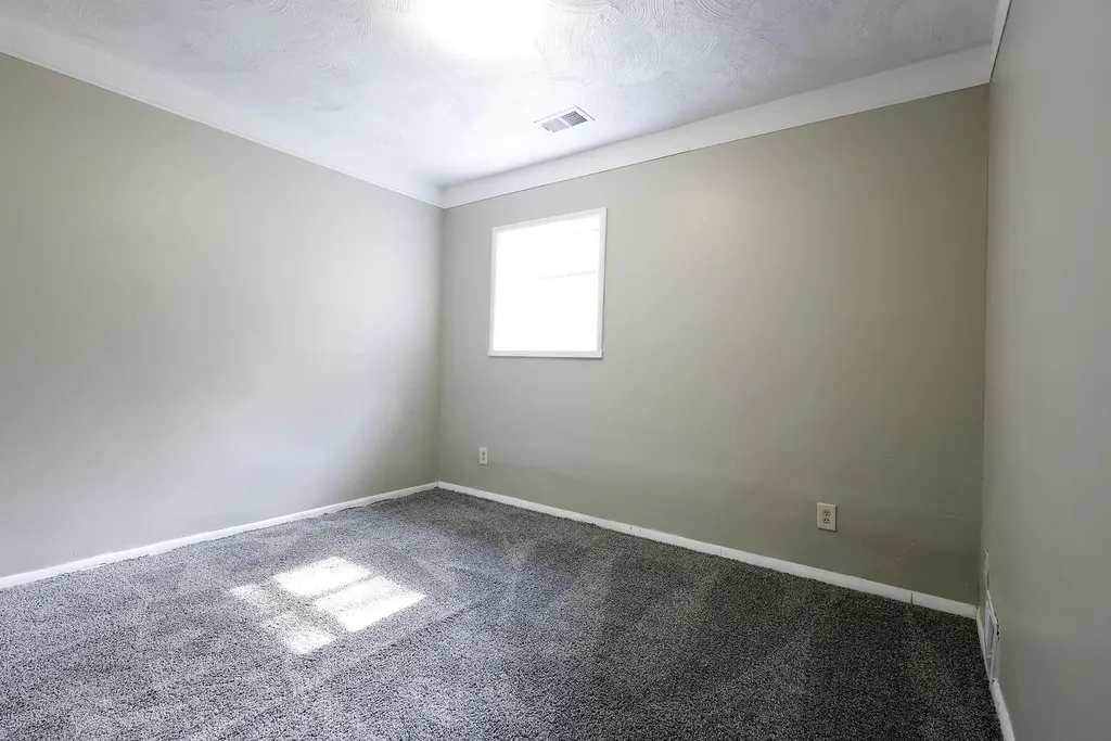 890 Dons Drive Ypsilanti Charter Township MI 48198