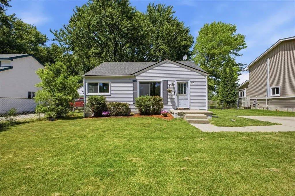 97 E Glass Road Ortonville Village MI 48462