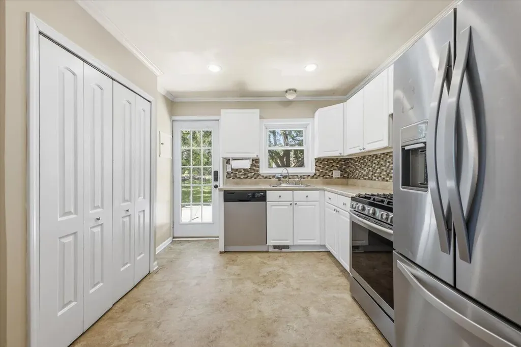 97 E Glass Road Ortonville Village MI 48462