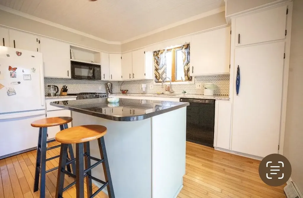 3473 La Salle Drive Ann Arbor City MI 48108