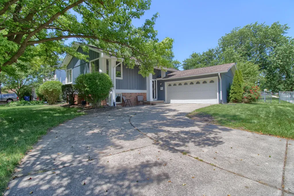 42608 Hanford Road Canton Charter Township MI 48187